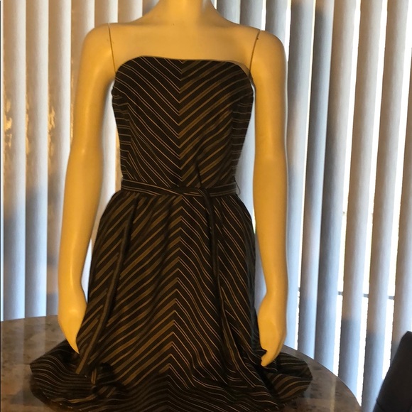 WHITE HOUSE BLACK MARKET DRESS SZ 6 - Picture 7 of 7